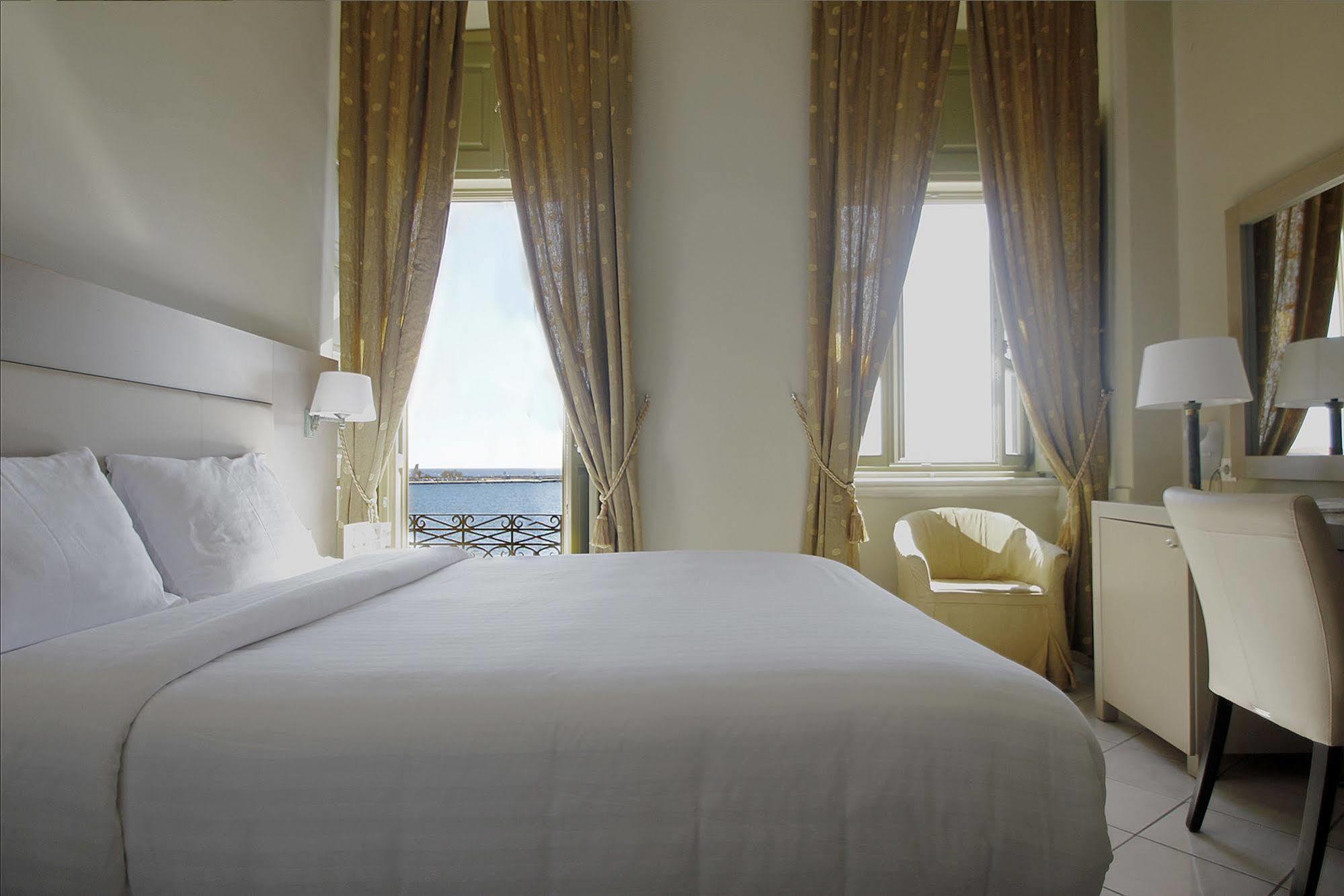 Diogenis Hotel إرموبولّي المظهر الخارجي الصورة